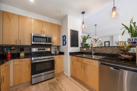 Tiny photo for 4114 N Lincoln Avenue #211, Chicago, IL 60618 (MLS # 12676784)