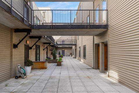 Tiny photo for 4114 N Lincoln Avenue #211, Chicago, IL 60618 (MLS # 12676784)