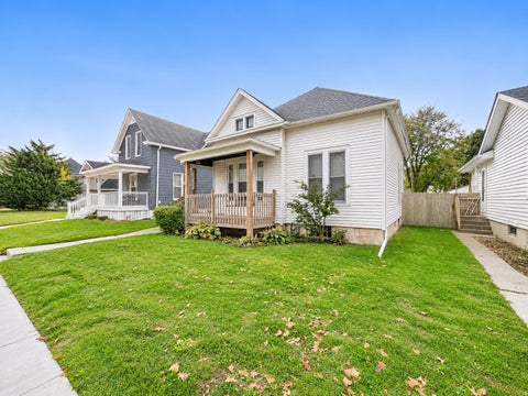 Tiny photo for 2317 Hobson Avenue, Davenport, IA 52802 (MLS # 12794428)
