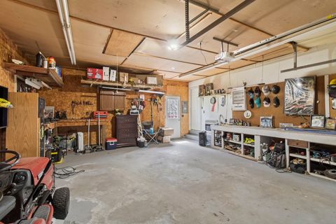 Tiny photo for 812 W 3rd Street, Gilman, IL 60938 (MLS # 12612220)