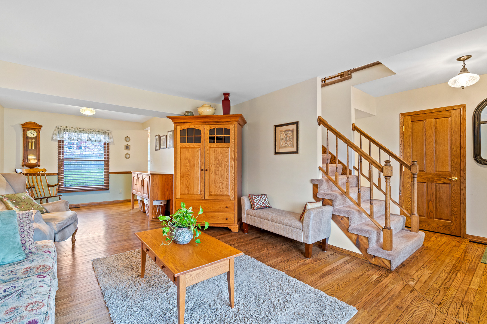 318 S Windhaven Court
