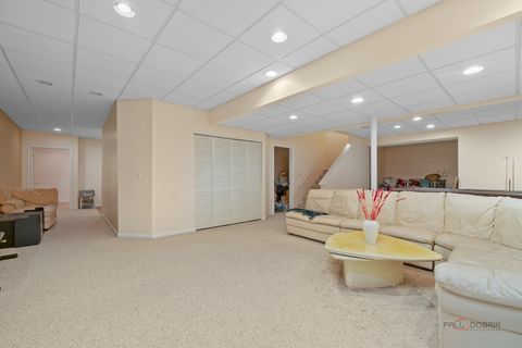 Tiny photo for 2287 Avalon Drive, Buffalo Grove, IL 60089 (MLS # 12515938)