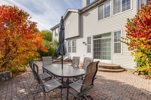 Tiny photo for 2287 Avalon Drive, Buffalo Grove, IL 60089 (MLS # 12515938)