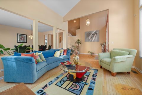 Tiny photo for 2287 Avalon Drive, Buffalo Grove, IL 60089 (MLS # 12515938)