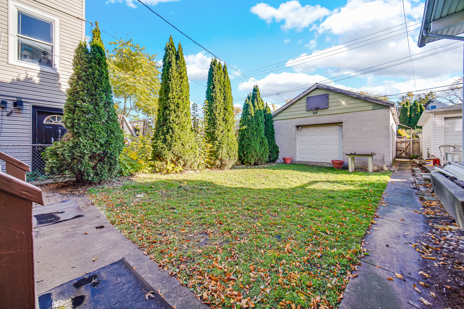 3329 S Racine Avenue