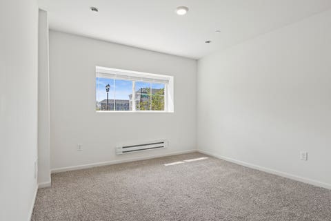Tiny photo for 2111 Yellowstone Boulevard, Mundelein, IL 60060 (MLS # 12690572)