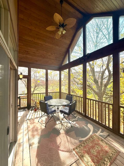 Tiny photo for 4 Greenbrier Court, Lake In The Hills, IL 60156 (MLS # 12457586)