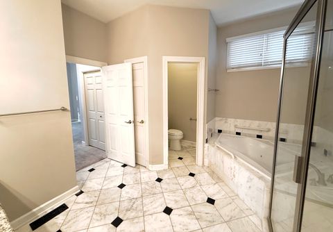 Tiny photo for 4 Greenbrier Court, Lake In The Hills, IL 60156 (MLS # 12457586)