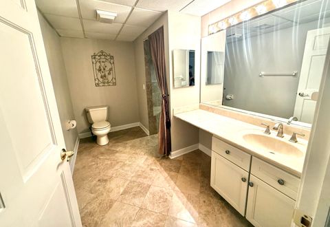 Tiny photo for 4 Greenbrier Court, Lake In The Hills, IL 60156 (MLS # 12457586)