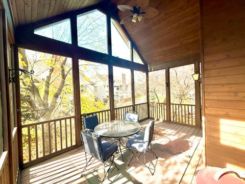 Tiny photo for 4 Greenbrier Court, Lake In The Hills, IL 60156 (MLS # 12457586)