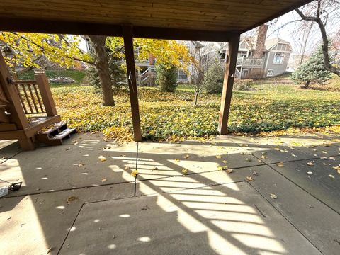 Tiny photo for 4 Greenbrier Court, Lake In The Hills, IL 60156 (MLS # 12457586)