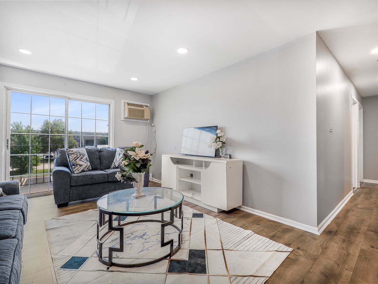 107 W Elk Trail 206