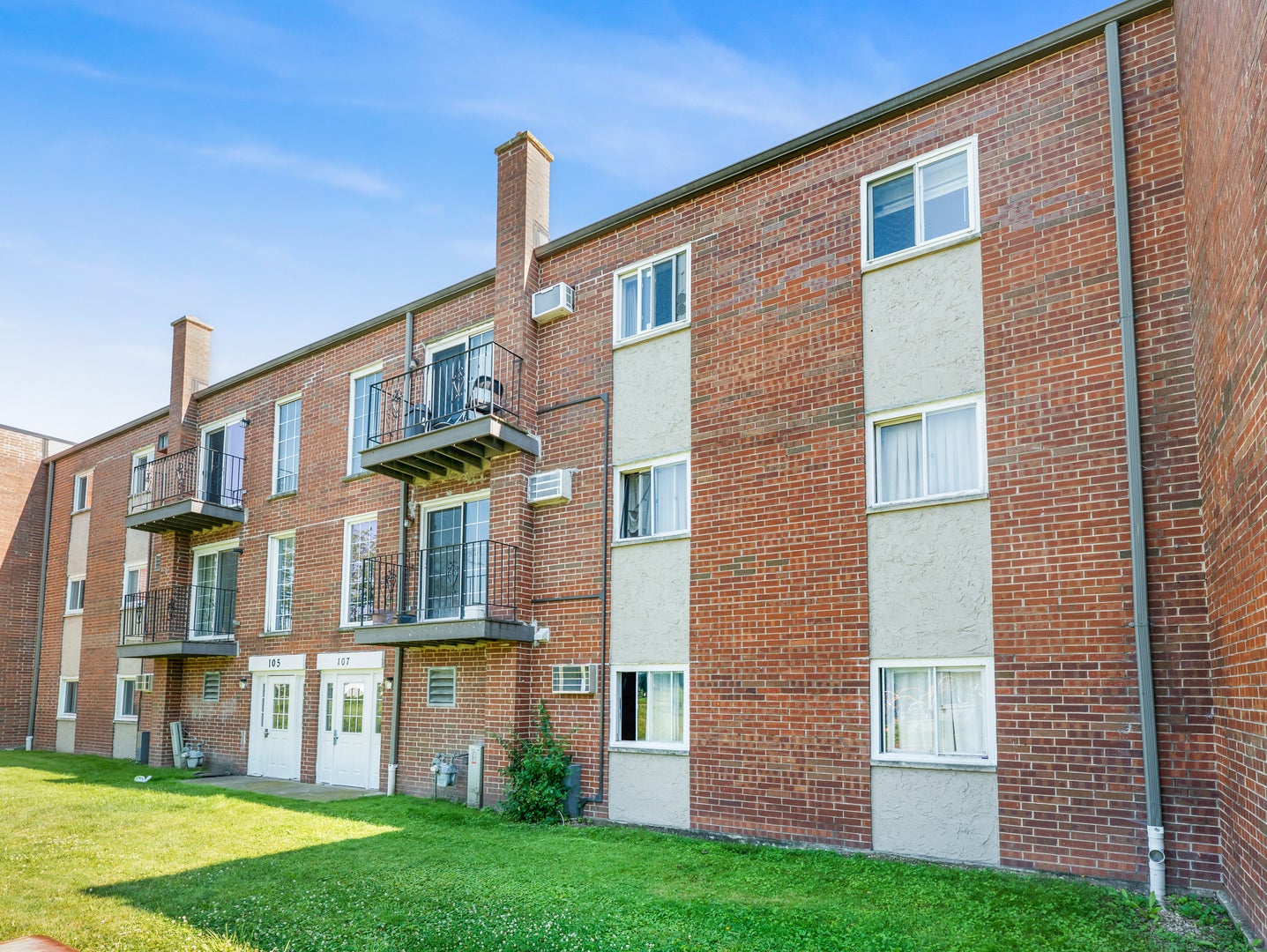 107 W Elk Trail 206