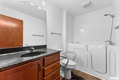 Tiny photo for 3705 W 46TH Street, Davenport, IA 52806 (MLS # QC4269312)