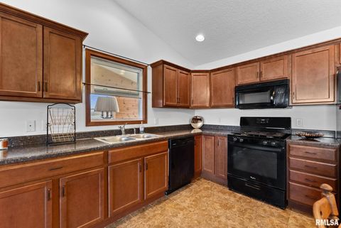 Tiny photo for 3705 W 46TH Street, Davenport, IA 52806 (MLS # QC4269312)