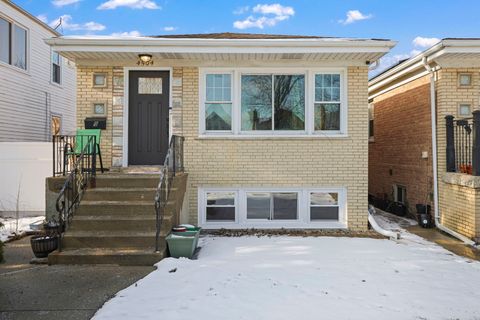 A home in Harwood Heights