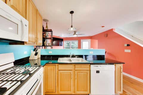 Tiny photo for 2011 W Chase Avenue #2, Chicago, IL 60645 (MLS # 12722383)