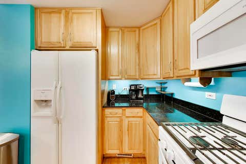 Tiny photo for 2011 W Chase Avenue #2, Chicago, IL 60645 (MLS # 12722383)