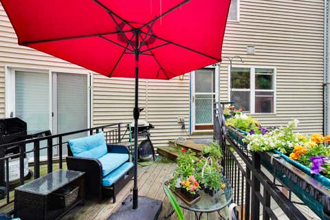 Tiny photo for 2011 W Chase Avenue #2, Chicago, IL 60645 (MLS # 12722383)