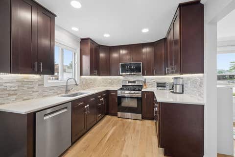 Tiny photo for 1712 Borman Place, Downers Grove, IL 60516 (MLS # 12722809)