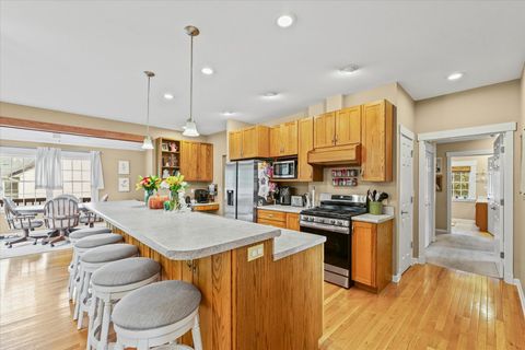 Tiny photo for 2402 Walden Woods Court, Mahomet, IL 61853 (MLS # 12488199)