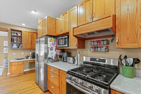 Tiny photo for 2402 Walden Woods Court, Mahomet, IL 61853 (MLS # 12488199)