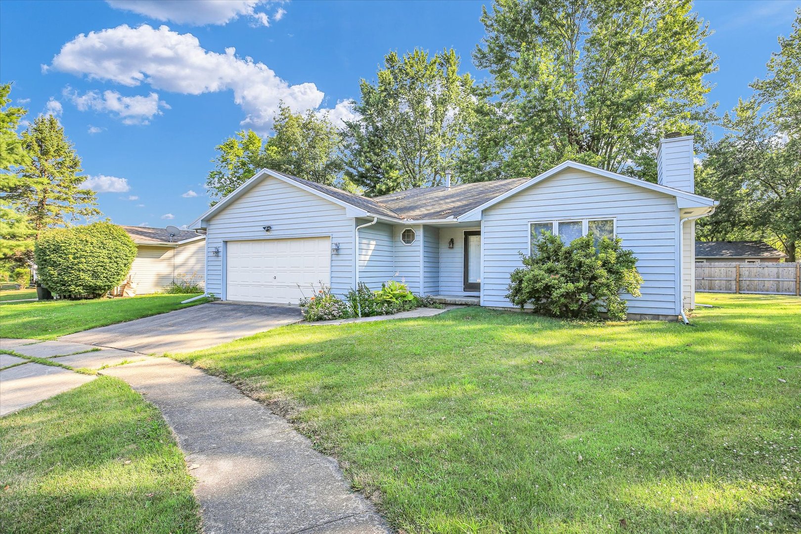 1905 S Plains Court