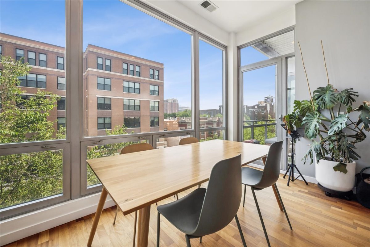 3920 N Sheridan Road 410