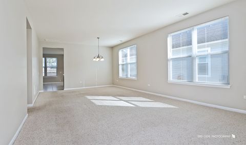 Tiny photo for 3184 Comstock Court, Mundelein, IL 60060 (MLS # 12474631)