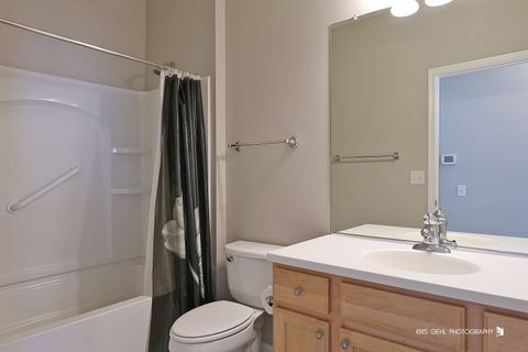 Tiny photo for 3184 Comstock Court, Mundelein, IL 60060 (MLS # 12474631)