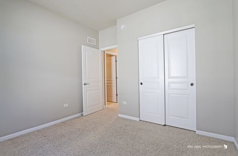 Tiny photo for 3184 Comstock Court, Mundelein, IL 60060 (MLS # 12474631)