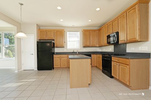 Tiny photo for 3184 Comstock Court, Mundelein, IL 60060 (MLS # 12474631)