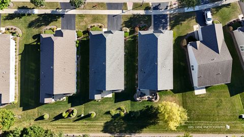 Tiny photo for 3184 Comstock Court, Mundelein, IL 60060 (MLS # 12474631)