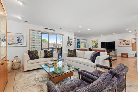 Tiny photo for 1000 Deerfield Road #303, Highland Park, IL 60035 (MLS # 12650021)