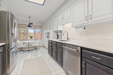 Tiny photo for 1000 Deerfield Road #303, Highland Park, IL 60035 (MLS # 12650021)