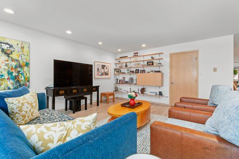 Tiny photo for 1000 Deerfield Road #303, Highland Park, IL 60035 (MLS # 12650021)