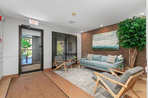 Tiny photo for 1000 Deerfield Road #303, Highland Park, IL 60035 (MLS # 12650021)