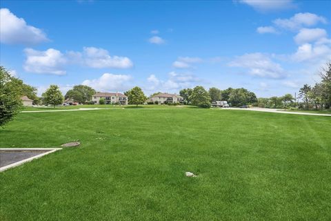 Tiny photo for 7050 Brighton Court #203, Woodridge, IL 60517 (MLS # 12676415)