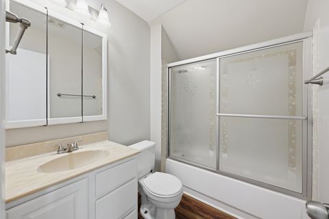 Tiny photo for 400 Banbury Avenue, Elk Grove Village, IL 60007 (MLS # 12628015)