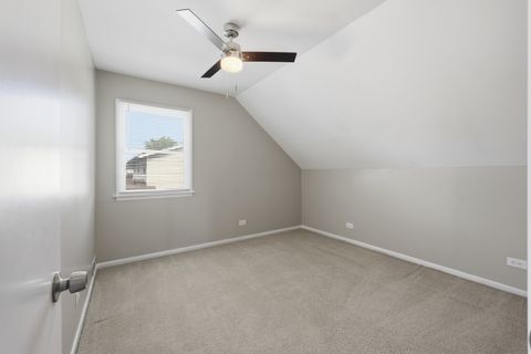 Tiny photo for 400 Banbury Avenue, Elk Grove Village, IL 60007 (MLS # 12628015)