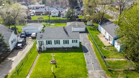 Tiny photo for 1719 Kelly Avenue, Crest Hill, IL 60403 (MLS # 12609618)