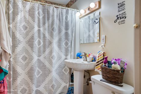 Tiny photo for 1719 Kelly Avenue, Crest Hill, IL 60403 (MLS # 12609618)