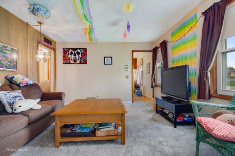 Tiny photo for 1719 Kelly Avenue, Crest Hill, IL 60403 (MLS # 12609618)