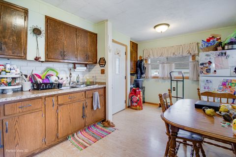 Tiny photo for 1719 Kelly Avenue, Crest Hill, IL 60403 (MLS # 12609618)