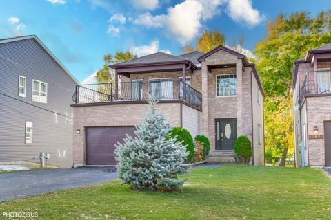 Photo of 23974 N OVERHILL Drive, Lake Zurich, IL 60047 (MLS # 12512385)