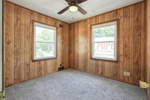 Tiny photo for 1128 28th Street, Bettendorf, IA 52722 (MLS # 12693022)