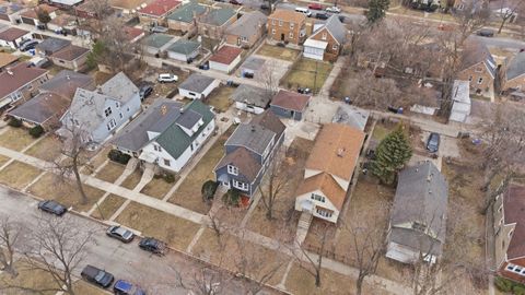 Tiny photo for 10137 S Peoria Street, Chicago, IL 60643 (MLS # 12582557)
