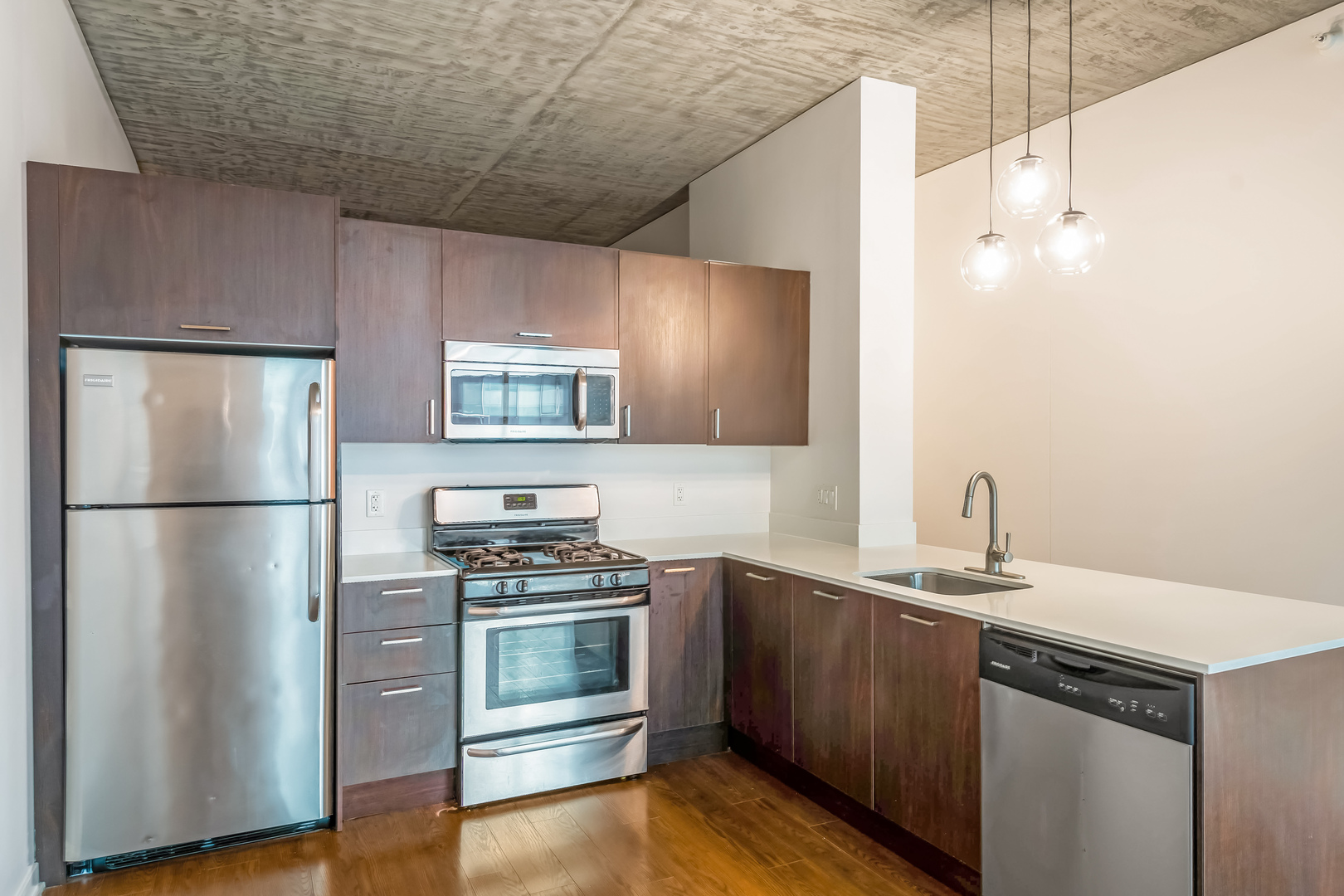 1345 S Wabash Avenue 606