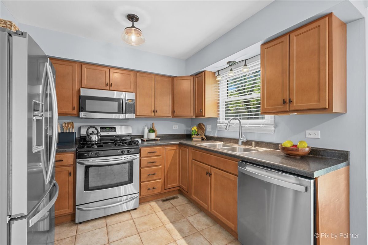 1150 Appleton Lane
