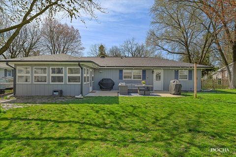 Tiny photo for 19 Maple Street, Yorkville, IL 60560 (MLS # 12462831)